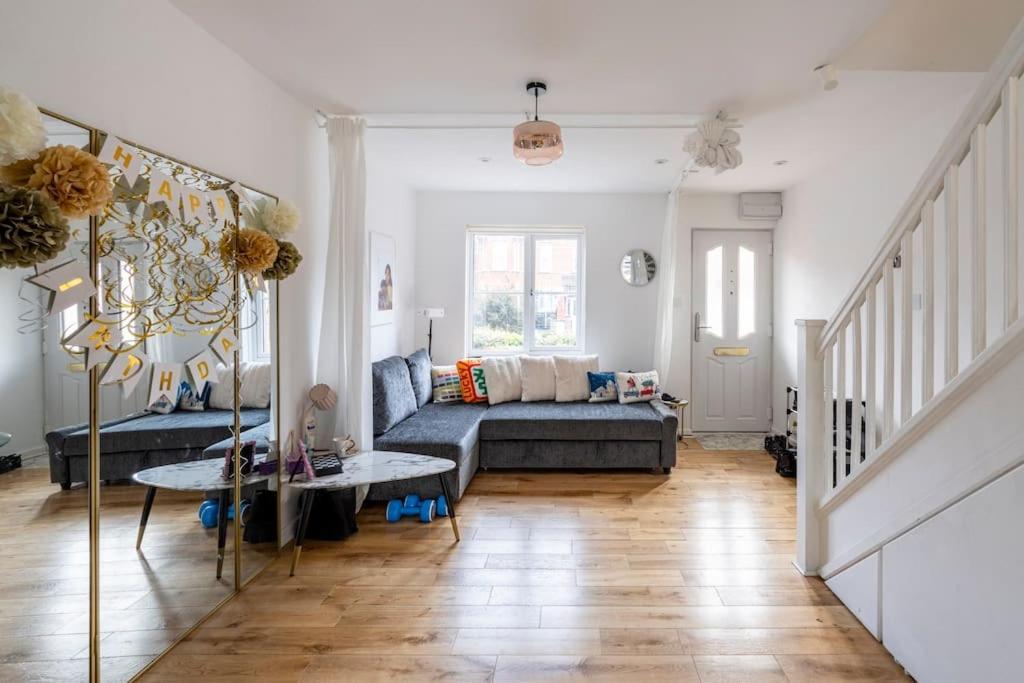 Monalychee Appartement Londen Buitenkant foto